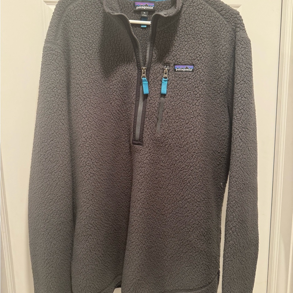 Patagonia Grey Fleece Jacket with Blue Accents